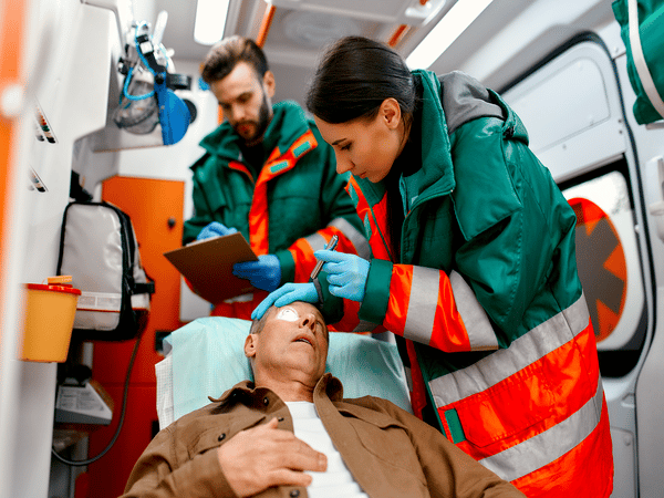 {Accompagnamento Anziani in Ambulanza
